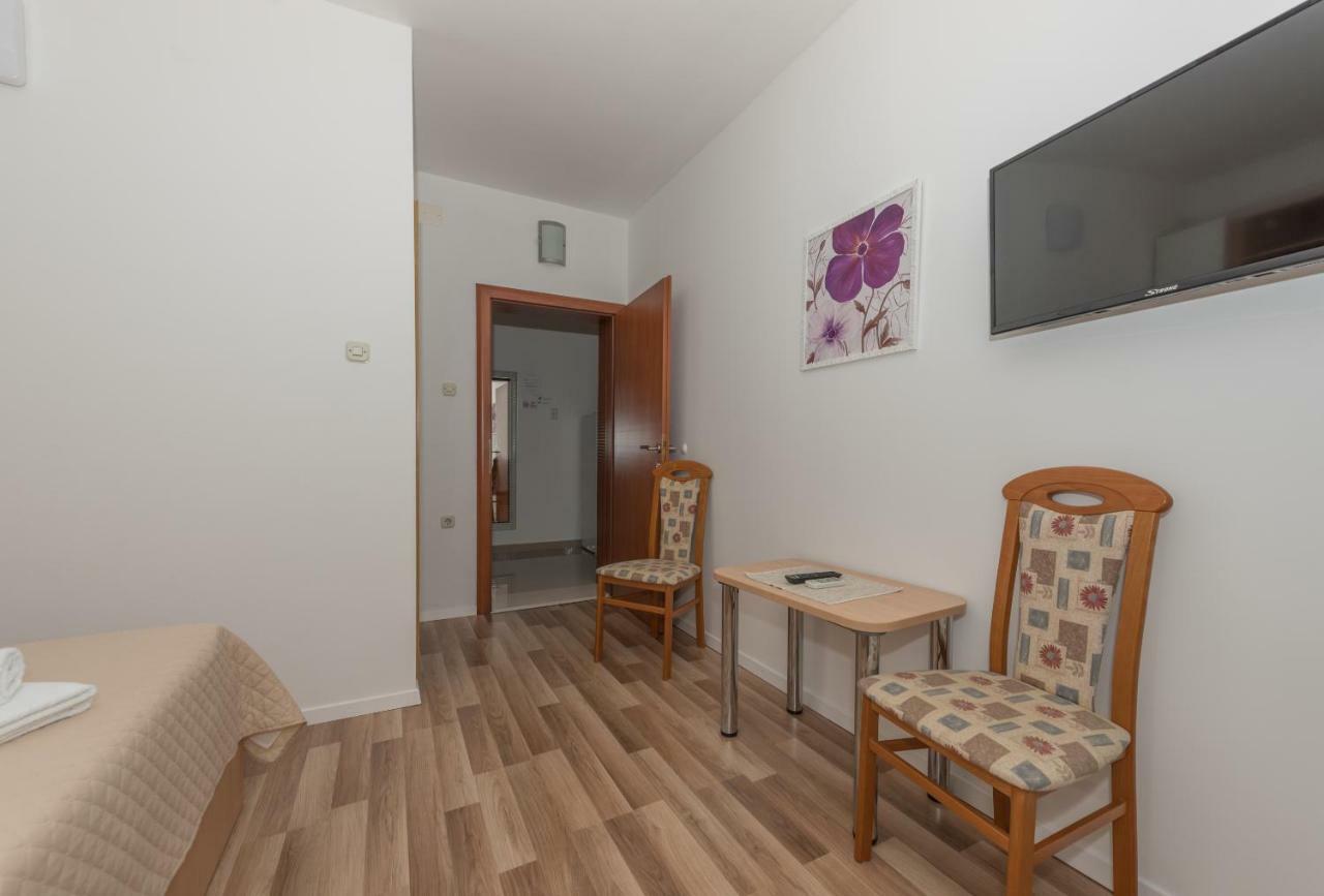 Apartmani Mona Makarska Exterior foto