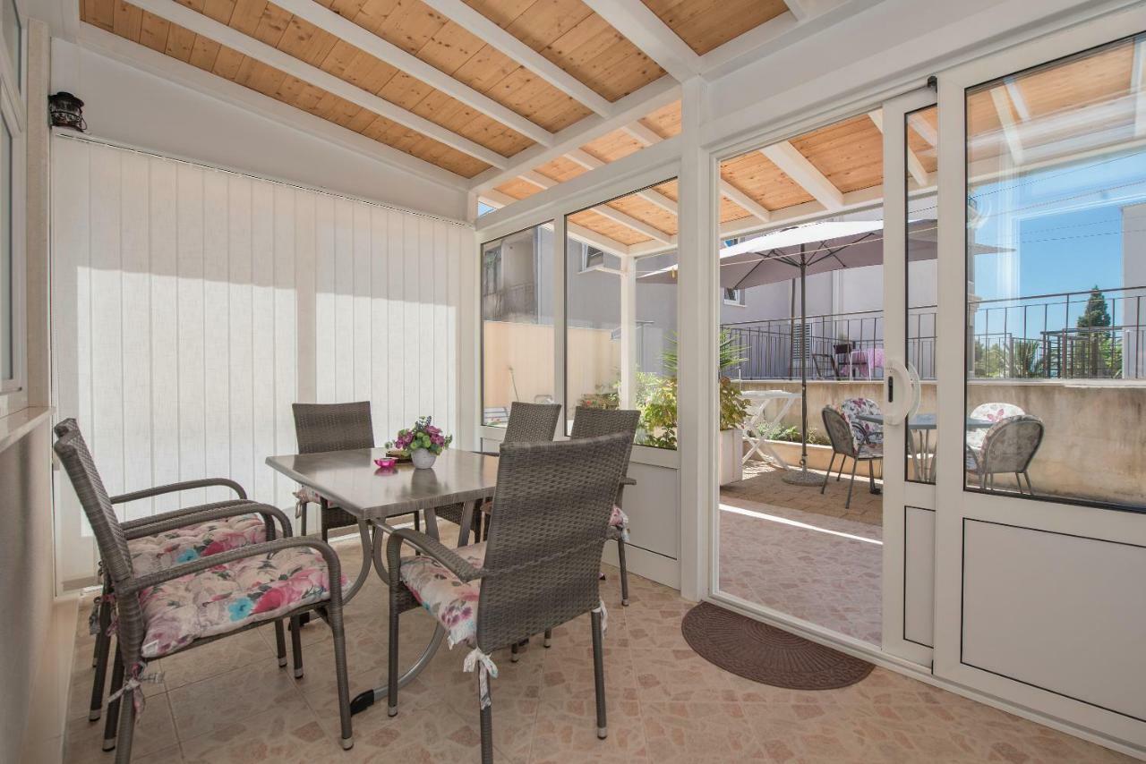 Apartmani Mona Makarska Exterior foto